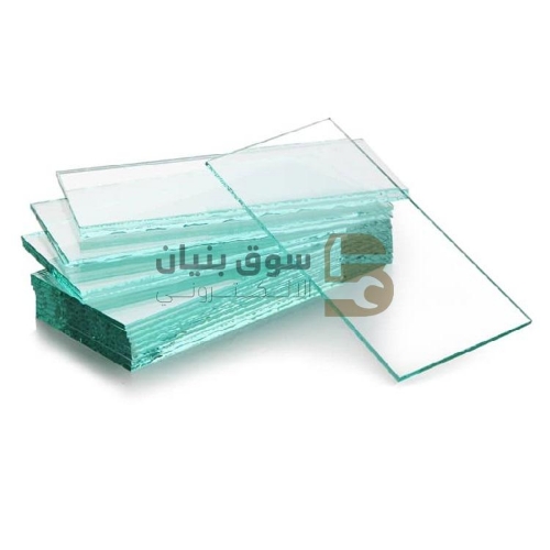 صورة زجاج لحام شفاف